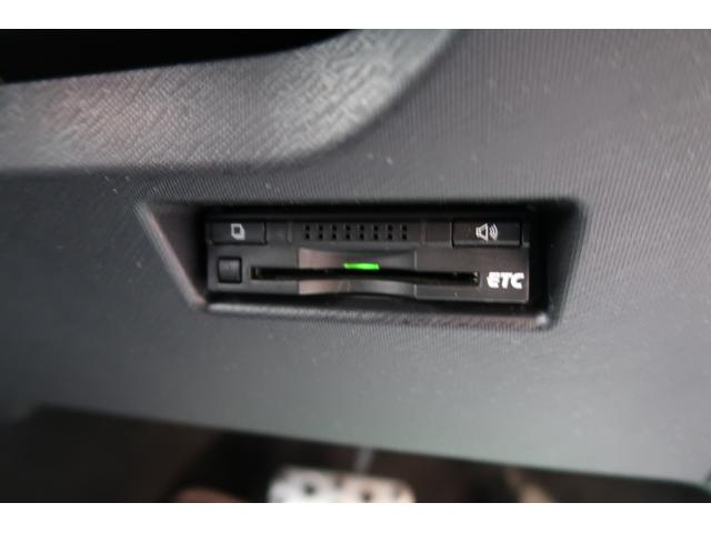 アクア Ｇ　Ｇ’ｓ　ユーザー様買取車　クラリオン９インチナビ　ヘッドレスト取付アルパインリヤモニター　ＬＥＤライト＆フォグ＆デイライト　トヨタセーフティセンス　オートハイビーム　専用ハーフレザーシート　リヤカメラ　禁煙車（51枚目）