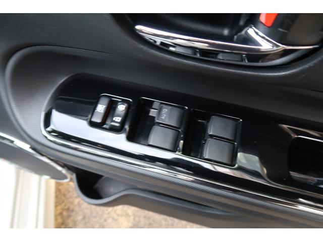 アクア Ｇ　Ｇ’ｓ　ユーザー様買取車　クラリオン９インチナビ　ヘッドレスト取付アルパインリヤモニター　ＬＥＤライト＆フォグ＆デイライト　トヨタセーフティセンス　オートハイビーム　専用ハーフレザーシート　リヤカメラ　禁煙車（55枚目）