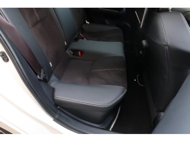 アクア Ｇ　Ｇ’ｓ　ユーザー様買取車　クラリオン９インチナビ　ヘッドレスト取付アルパインリヤモニター　ＬＥＤライト＆フォグ＆デイライト　トヨタセーフティセンス　オートハイビーム　専用ハーフレザーシート　リヤカメラ　禁煙車（64枚目）