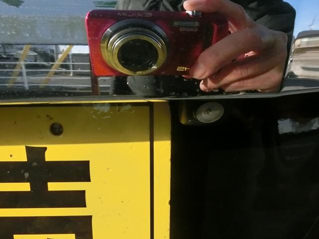 �o�b�N�J����