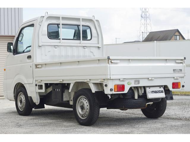 ＦＣ　ショートホイールベース車ＦＣ　５速マニュアル　切替式４ＷＤ　荷台マット新品　記録簿　ＡＭラジオ(9枚目)