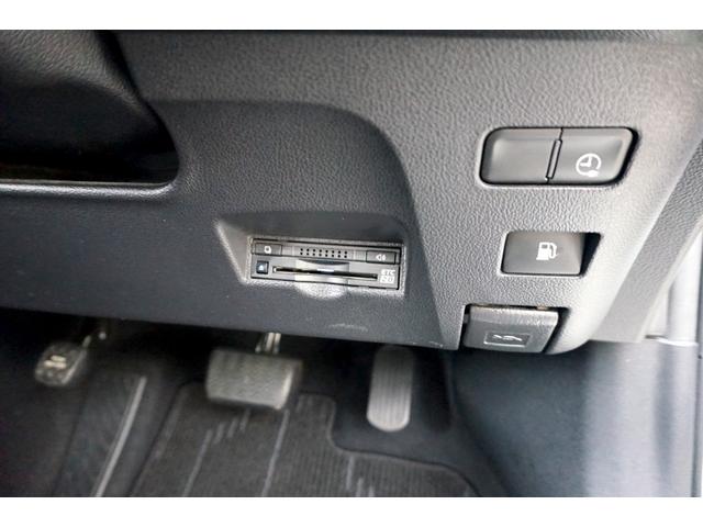 プリウスPHV A モデリスタエアロ ワンオーナー(30枚目)