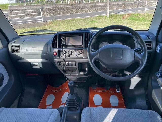 エブリイワゴン ジョイポップターボ　Ｋ６Ａターボ　５速ＭＴ　リビルトＭＴ載せ替え　クラッチＯＨ　ディーラー下取り　２名乗車公認　貨物登録　ＵＳＢオーディオ　両側スライドドア　軽バン　ハイルーフ　車中泊　キャンプ（9枚目）