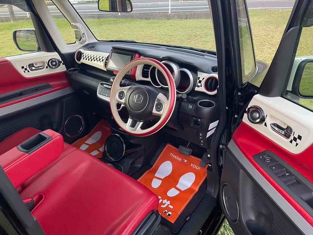 派手は派手ですがこれ良い感じですよね笑