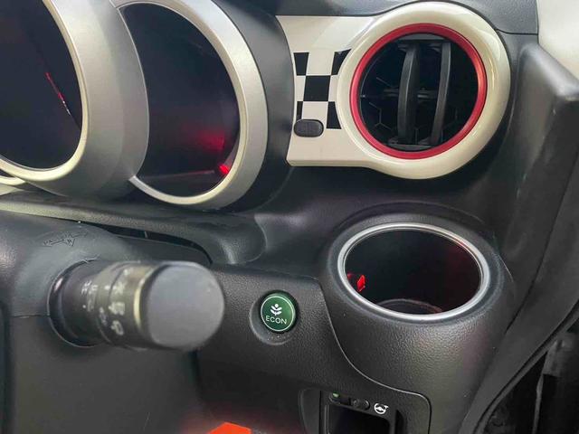 ご覧頂きまして誠に有難うございます!!是非ご来店して頂き、実際にご覧になって頂ければと思います。お客様からのご連絡をスタッフ一同、心よりお待ちしております