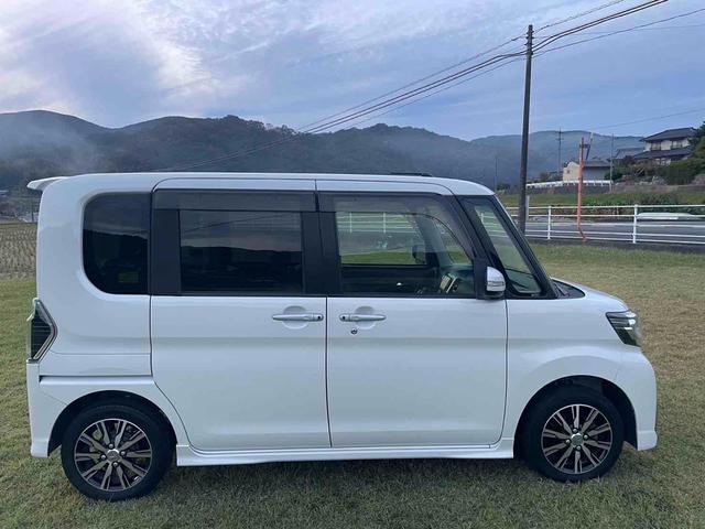 タント カスタムＸ　トップエディションＳＡＩＩＩ　後期最終モデル　フルセグナビＴＶ　Ｂｌｕｅｔｏｏｔｈオーディオ　バックカメラ　ＥＴＣ　両側パワースライドドア　純正インナーブラック仕様　ドライブレコーダー　スマートキー２個　ハーフレザーシート（9枚目）