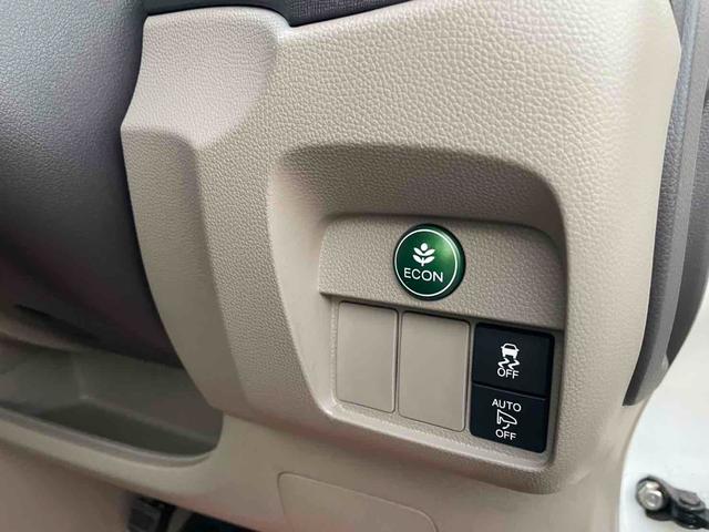 N-ONE G・Lパッケージ ディーラー下取り車 社外15インチAW フルセグナビ TV Bluetoothオーディオ バックカメラ ビルトインETC 社外シートカバー ステアリングリモコン リトラミラー スマートキー2個(15枚目)