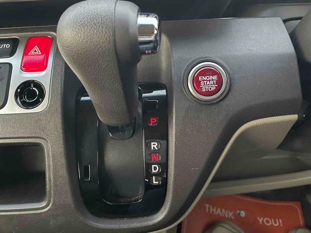 N-ONE G・Lパッケージ ディーラー下取り車 社外15インチAW フルセグナビ TV Bluetoothオーディオ バックカメラ ビルトインETC 社外シートカバー ステアリングリモコン リトラミラー スマートキー2個(20枚目)