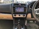 リミテッド　禁煙車　純正ナビ　ＴＶ　バックカメラ　ドライブレコーダー　Ｂｌｕｅｔｏｏｔｈ　ＥＴＣ　ブラインドスポットモニター　シートヒーター　ステアリングヒーター　レーンキープアシスト　純正１８インチアルミ（42枚目）