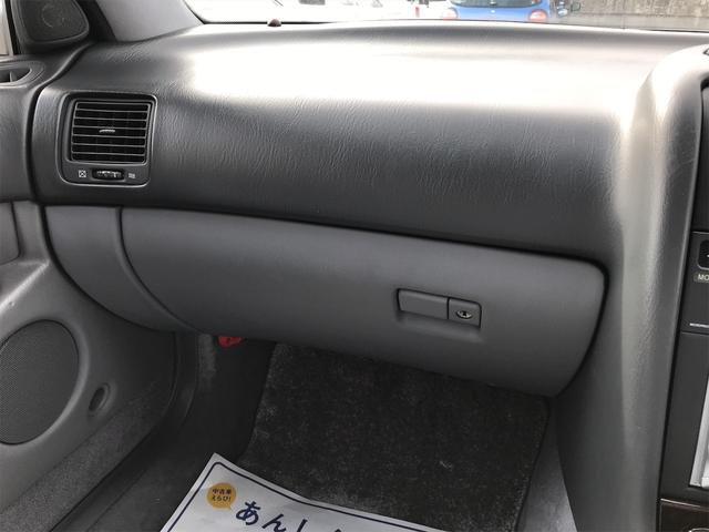 3.0Q AT CDオーディオ パワーシート オートライト 純AW Rスポ ワンオーナー 禁煙車 エアコン パワステ グー鑑定車(13枚目)