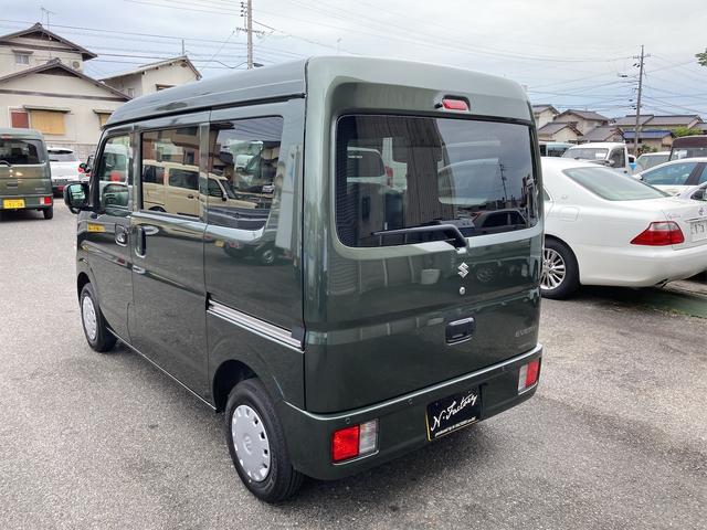 JOINターボ 2WD 届出済未使用車 禁煙車 スズキセーフティサポート パナソニックストラーダナビ フルセグTV クールカーキーメタリック 両側スライドドア キーレスキー 盗難防止システム ABS 4AT(20枚目)