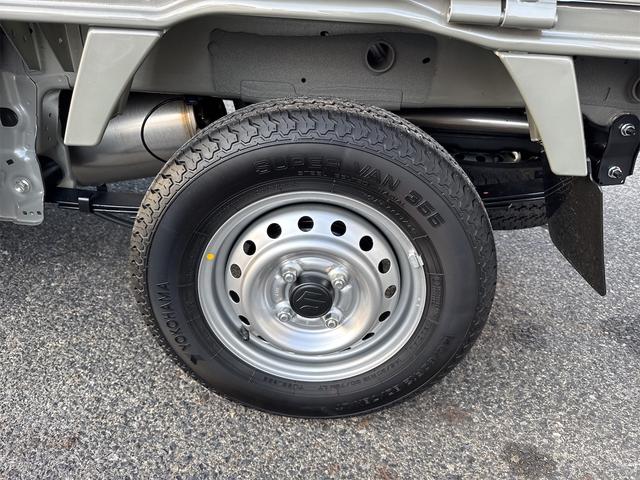 キャリイトラック KCエアコン・パワステ 届出済未使用車・禁煙車・ 4AT 2WD 7型 スズキセーフティサポート モスグレーメタリック オートライト レーンアシスト クリアランスソナー ESC パワーウィンドウ(70枚目)