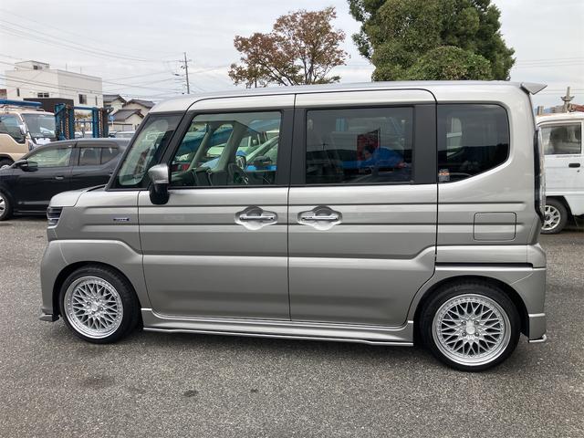 スペーシアカスタム ハイブリッドXS 届出済未使用車・禁煙車・スチールシルバーM ・社外16インチアルミホイール/タイヤ ローダウン フロント/サイド/リア フラップスポイラー 両側電動スライドドア クリアランスソナー オートクルーズコントロール オートライト LEDヘッドランプ(22枚目)