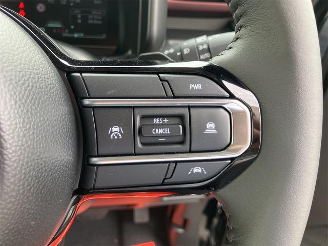 スペーシアカスタム ハイブリッドＸＳターボ　届出済未使用車・禁煙車・ブラック・　社外１６インチアルミホイール／タイヤ　ローダウン　フロント／サイド／リア　フラップスポイラー　両側電動スライドドア　クリアランスソナー　オートクルーズコントロール　オートライト　ＬＥＤヘッドランプ（12枚目）