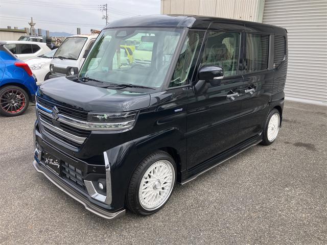 スペーシアカスタム ハイブリッドＸＳターボ　届出済未使用車・禁煙車・ブラック・　社外１６インチアルミホイール／タイヤ　ローダウン　フロント／サイド／リア　フラップスポイラー　両側電動スライドドア　クリアランスソナー　オートクルーズコントロール　オートライト　ＬＥＤヘッドランプ（20枚目）