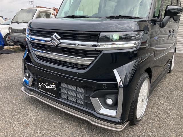 スペーシアカスタム ハイブリッドＸＳターボ　届出済未使用車・禁煙車・ブラック・　社外１６インチアルミホイール／タイヤ　ローダウン　フロント／サイド／リア　フラップスポイラー　両側電動スライドドア　クリアランスソナー　オートクルーズコントロール　オートライト　ＬＥＤヘッドランプ（31枚目）