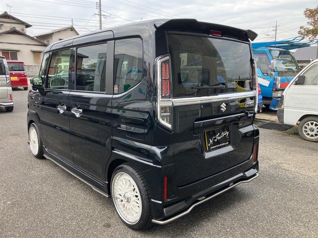 スペーシアカスタム ハイブリッドＸＳターボ　届出済未使用車・禁煙車・ブラック・　社外１６インチアルミホイール／タイヤ　ローダウン　フロント／サイド／リア　フラップスポイラー　両側電動スライドドア　クリアランスソナー　オートクルーズコントロール　オートライト　ＬＥＤヘッドランプ（41枚目）