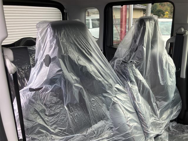 スペーシアカスタム ハイブリッドＸＳターボ　届出済未使用車・禁煙車・ブラック・　社外１６インチアルミホイール／タイヤ　ローダウン　フロント／サイド／リア　フラップスポイラー　両側電動スライドドア　クリアランスソナー　オートクルーズコントロール　オートライト　ＬＥＤヘッドランプ（51枚目）