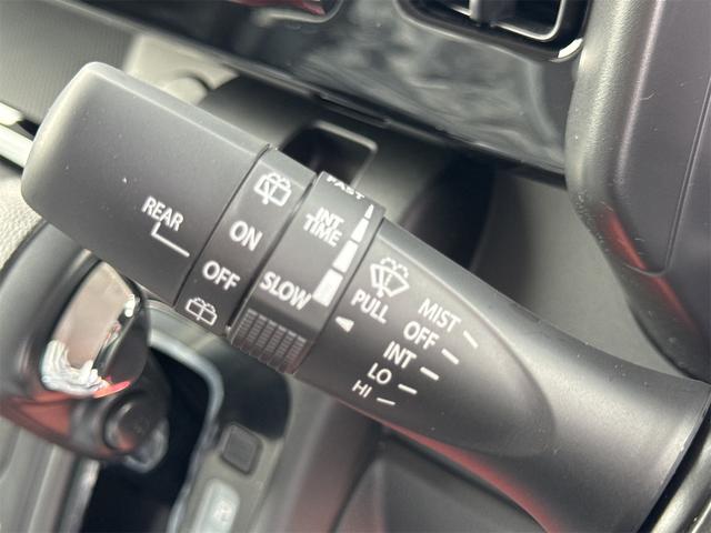 スペーシアカスタム ハイブリッドＧＳ　届出済未使用車・禁煙車・　フェニックスレッドパール　社外１６インチアルミホイール／タイヤ　ローダウン　フロント／サイド／リア　フラップスポイラー　片側電動スライドドア　クリアランスソナー　オートクルーズコントロール（12枚目）