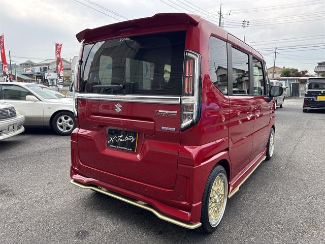 スペーシアカスタム ハイブリッドＧＳ　届出済未使用車・禁煙車・　フェニックスレッドパール　社外１６インチアルミホイール／タイヤ　ローダウン　フロント／サイド／リア　フラップスポイラー　片側電動スライドドア　クリアランスソナー　オートクルーズコントロール（19枚目）