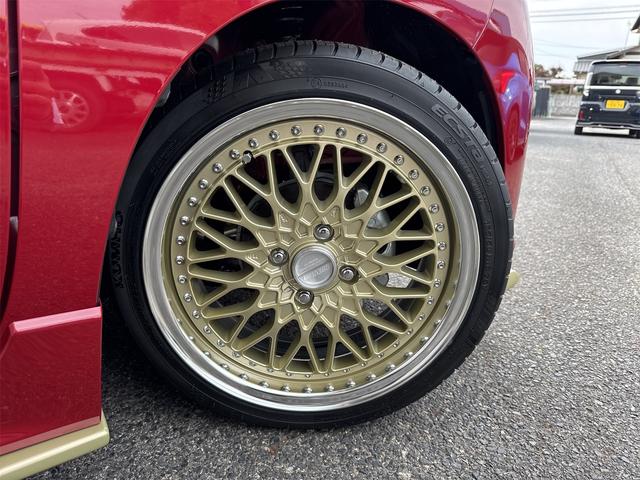 スペーシアカスタム ハイブリッドＧＳ　届出済未使用車・禁煙車・　フェニックスレッドパール　社外１６インチアルミホイール／タイヤ　ローダウン　フロント／サイド／リア　フラップスポイラー　片側電動スライドドア　クリアランスソナー　オートクルーズコントロール（24枚目）