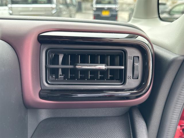 スペーシアカスタム ハイブリッドＧＳ　届出済未使用車・禁煙車・　フェニックスレッドパール　社外１６インチアルミホイール／タイヤ　ローダウン　フロント／サイド／リア　フラップスポイラー　片側電動スライドドア　クリアランスソナー　オートクルーズコントロール（63枚目）