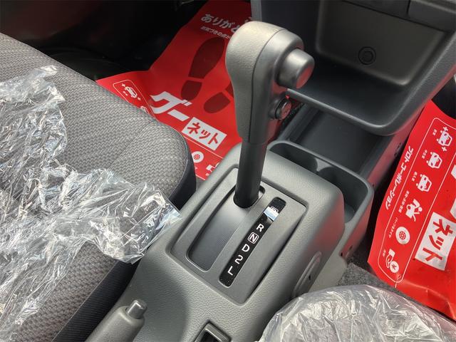 スーパーキャリイ X 5型 届出済未使用車・禁煙車・ 4AT パートタイム4WD スズキセーフティサポート クルーカーキーパールM 社外アルミホイール フロントフラップスポイラーエアロ・サイドステップエアロ クリアランスソナー パワーウィンドウ(7枚目)