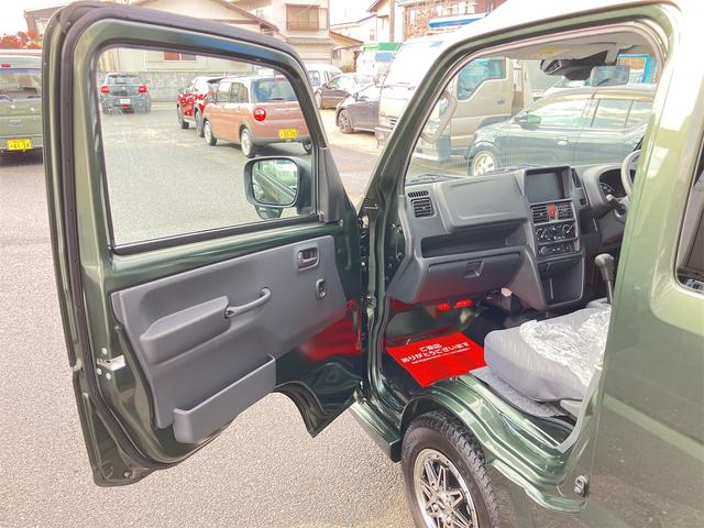 スーパーキャリイ X 5型 届出済未使用車・禁煙車・ 4AT パートタイム4WD スズキセーフティサポート クルーカーキーパールM 社外アルミホイール フロントフラップスポイラーエアロ・サイドステップエアロ クリアランスソナー パワーウィンドウ(45枚目)