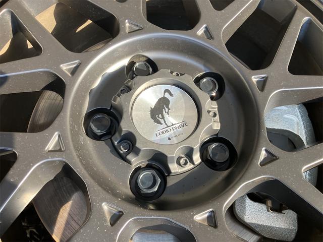 フロンクス ワンオーナー 禁煙車 6AT 全方位モニター オピュレントレッドパールメタリック/ブラック2トーンルーフ LODIO DRIVE 8M MONO(マッドブラック) タイヤマッドスターアジアルAT 205/60R/16(37枚目)