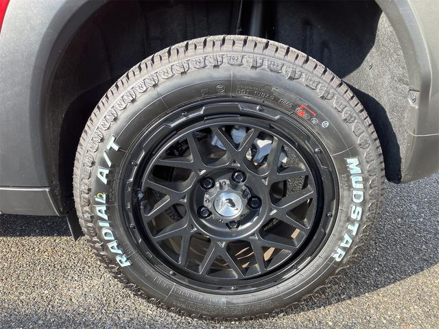 フロンクス ワンオーナー 禁煙車 6AT 全方位モニター オピュレントレッドパールメタリック/ブラック2トーンルーフ LODIO DRIVE 8M MONO(マッドブラック) タイヤマッドスターアジアルAT 205/60R/16(39枚目)