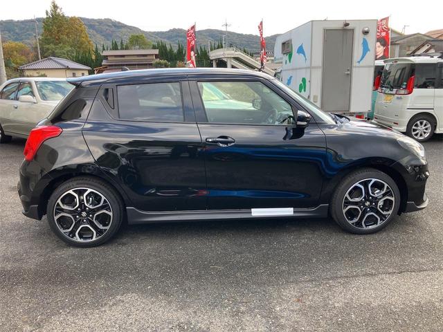 スイフトスポーツ ベースグレード 6F 4型・ 登録済未使用車・禁煙車 スーパーブラックパール 取扱説明書・保証書 クリアランスソナー オートクルーズコントロール レーンアシスト アルミホイール オートライト LEDヘッドランプ スマートキー(16枚目)