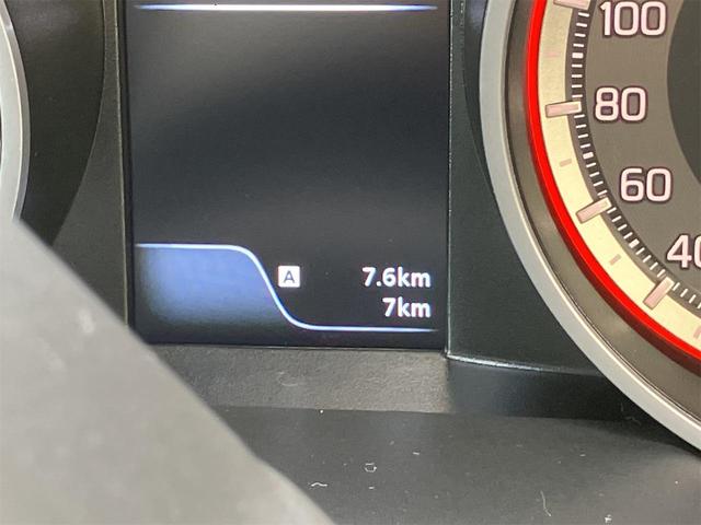 スイフトスポーツ ベースグレード 6F 4型・ 登録済未使用車・禁煙車 スーパーブラックパール 取扱説明書・保証書 クリアランスソナー オートクルーズコントロール レーンアシスト アルミホイール オートライト LEDヘッドランプ スマートキー(23枚目)