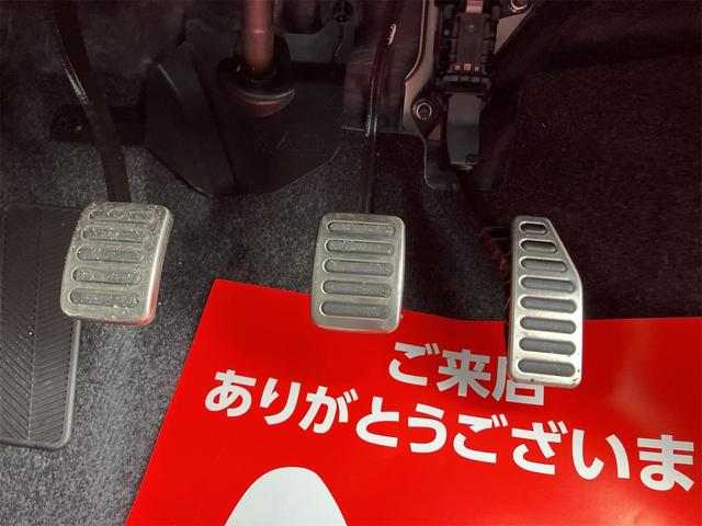 スイフトスポーツ ベースグレード 6F 4型・ 登録済未使用車・禁煙車 スーパーブラックパール 取扱説明書・保証書 クリアランスソナー オートクルーズコントロール レーンアシスト アルミホイール オートライト LEDヘッドランプ スマートキー(50枚目)