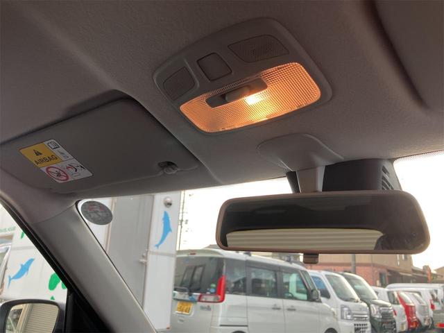 スイフトスポーツ ベースグレード 6F 4型・ 登録済未使用車・禁煙車 スーパーブラックパール 取扱説明書・保証書 クリアランスソナー オートクルーズコントロール レーンアシスト アルミホイール オートライト LEDヘッドランプ スマートキー(60枚目)