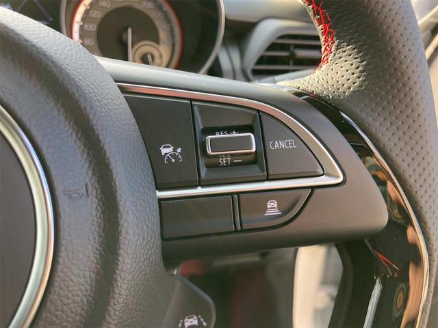 スイフトスポーツ ベースグレード 6F 4型・ 登録済未使用車・禁煙車 ピュアホワイトパール 取扱説明書・保証書 クリアランスソナー オートクルーズコントロール レーンアシスト アルミホイール オートライト LEDヘッドランプ スマートキー(8枚目)