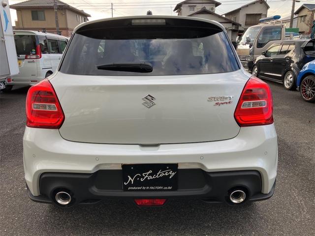 スイフトスポーツ ベースグレード 6F 4型・ 登録済未使用車・禁煙車 ピュアホワイトパール 取扱説明書・保証書 クリアランスソナー オートクルーズコントロール レーンアシスト アルミホイール オートライト LEDヘッドランプ スマートキー(18枚目)