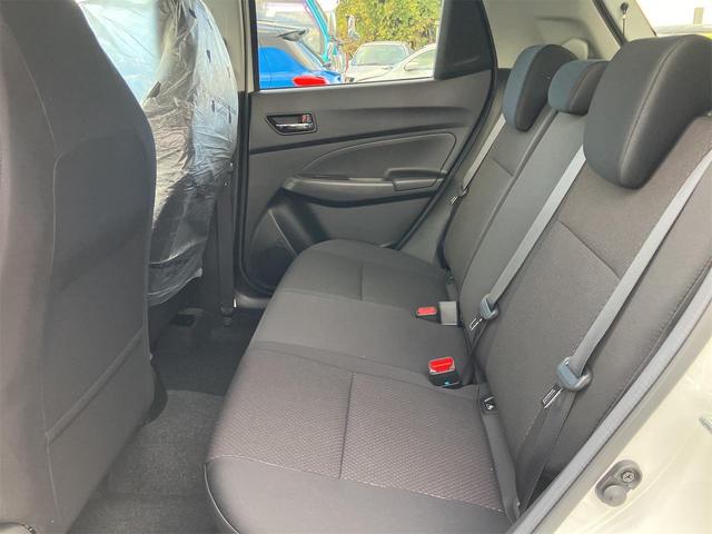 スイフトスポーツ ベースグレード 6F 4型・ 登録済未使用車・禁煙車 ピュアホワイトパール 取扱説明書・保証書 クリアランスソナー オートクルーズコントロール レーンアシスト アルミホイール オートライト LEDヘッドランプ スマートキー(31枚目)