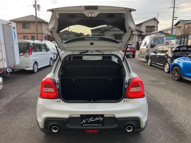 スイフトスポーツ ベースグレード 6F 4型・ 登録済未使用車・禁煙車 ピュアホワイトパール 取扱説明書・保証書 クリアランスソナー オートクルーズコントロール レーンアシスト アルミホイール オートライト LEDヘッドランプ スマートキー(52枚目)