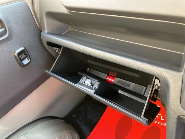 キャリイトラック KCエアコン・パワステ農繁仕様・届出済未使用車・禁煙車・ 7型 パートタイム4WD スズキセーフティサポート 4AT モスグレーメタリック 衝突被害軽減システム クリアランスソナー レーンアシスト キーレス アイドリングストップ ESC パワーウィンドウ(6枚目)