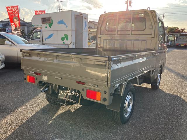 キャリイトラック KCエアコン・パワステ農繁仕様・届出済未使用車・禁煙車・ 7型 パートタイム4WD スズキセーフティサポート 4AT モスグレーメタリック 衝突被害軽減システム クリアランスソナー レーンアシスト キーレス アイドリングストップ ESC パワーウィンドウ(18枚目)