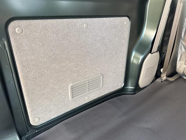 エブリイ ＪＯＩＮターボ６型　届出済未使用車・禁煙車・　ＣＶＴ　２ＷＤ　クルーカーキーＭ　スズキセーフティサポート　クリアランスソナー　両側スライドドア・クローザー　スマートキー　アイドリングストップ　シートヒーター　オートライト　ＬＥＤヘッドランプ（33枚目）