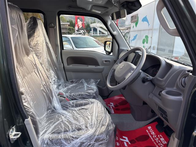 エブリイ ＪＯＩＮターボ６型　届出済未使用車・禁煙車・　ＣＶＴ　２ＷＤ　クルーカーキーＭ　スズキセーフティサポート　クリアランスソナー　両側スライドドア・クローザー　スマートキー　アイドリングストップ　シートヒーター　オートライト　ＬＥＤヘッドランプ（42枚目）