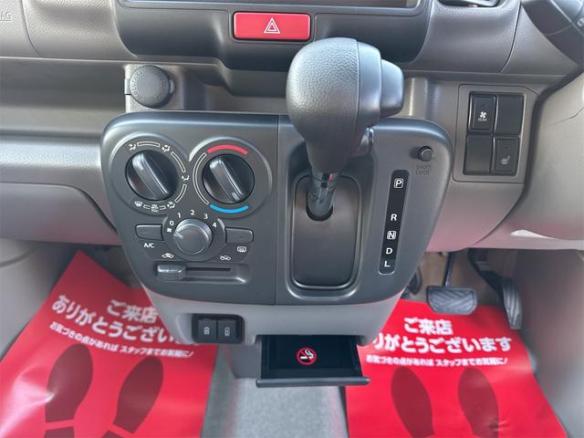 エブリイ ＪＯＩＮターボ６型　届出済未使用車・禁煙車・　ＣＶＴ　２ＷＤ　クルーカーキーＭ　スズキセーフティサポート　クリアランスソナー　両側スライドドア・クローザー　スマートキー　アイドリングストップ　シートヒーター　オートライト　ＬＥＤヘッドランプ（52枚目）