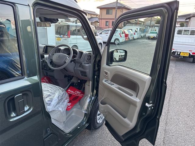 エブリイ ＪＯＩＮターボ６型　届出済未使用車・禁煙車・　ＣＶＴ　２ＷＤ　クルーカーキーＭ　スズキセーフティサポート　クリアランスソナー　両側スライドドア・クローザー　スマートキー　アイドリングストップ　シートヒーター　オートライト　ＬＥＤヘッドランプ（63枚目）