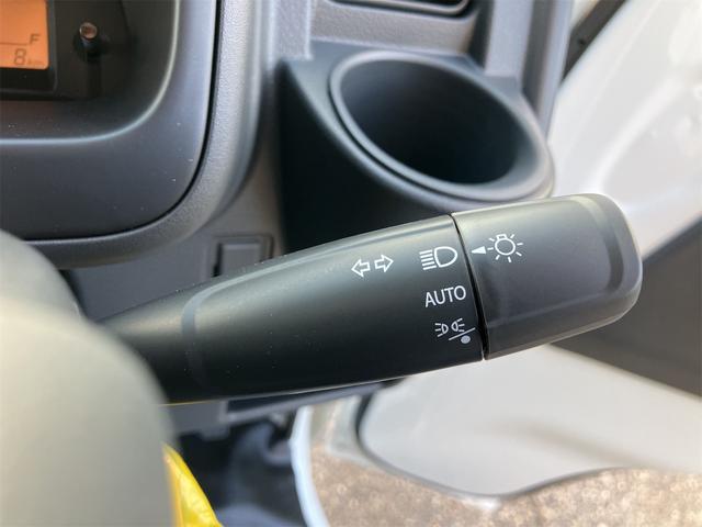キャリイトラック KCエアコン・パワステ 届出済未使用車・禁煙車・ 7型 2WD 5F ホワイト(26U)スズキセーフティサポート パワーウィンドウ 衝突被害軽減システム クリアランスソナー レーンアシスト アイドリングストップ オートライト 三方開(7枚目)