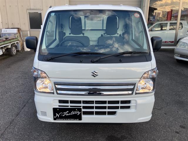 キャリイトラック KCエアコン・パワステ 届出済未使用車・禁煙車・ 7型 2WD 5F ホワイト(26U)スズキセーフティサポート パワーウィンドウ 衝突被害軽減システム クリアランスソナー レーンアシスト アイドリングストップ オートライト 三方開(12枚目)