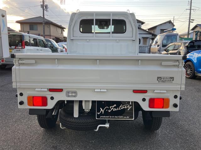 キャリイトラック KCエアコン・パワステ 届出済未使用車・禁煙車・ 7型 2WD 5F ホワイト(26U)スズキセーフティサポート パワーウィンドウ 衝突被害軽減システム クリアランスソナー レーンアシスト アイドリングストップ オートライト 三方開(17枚目)