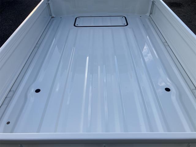 キャリイトラック KCエアコン・パワステ 届出済未使用車・禁煙車・ 7型 2WD 5F ホワイト(26U)スズキセーフティサポート パワーウィンドウ 衝突被害軽減システム クリアランスソナー レーンアシスト アイドリングストップ オートライト 三方開(19枚目)