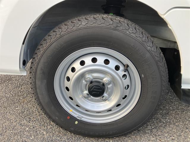 キャリイトラック KCエアコン・パワステ 届出済未使用車・禁煙車・ 7型 2WD 5F ホワイト(26U)スズキセーフティサポート パワーウィンドウ 衝突被害軽減システム クリアランスソナー レーンアシスト アイドリングストップ オートライト 三方開(31枚目)