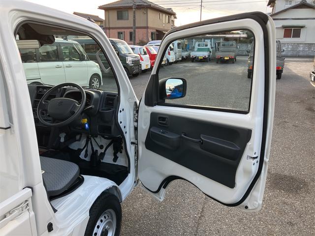 キャリイトラック KCエアコン・パワステ 届出済未使用車・禁煙車・ 7型 2WD 5F ホワイト(26U)スズキセーフティサポート パワーウィンドウ 衝突被害軽減システム クリアランスソナー レーンアシスト アイドリングストップ オートライト 三方開(41枚目)